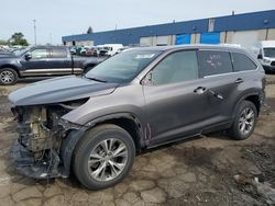 Salvage cars for sale at Woodhaven, MI auction: 2015 Toyota Highlander XLE