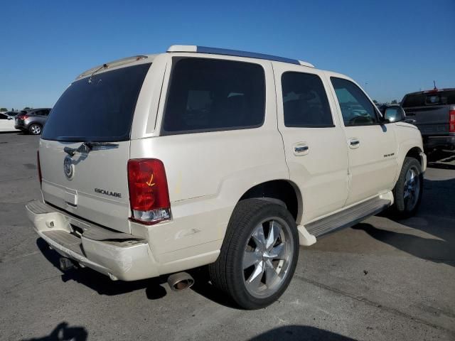 2004 Cadillac Escalade Luxury