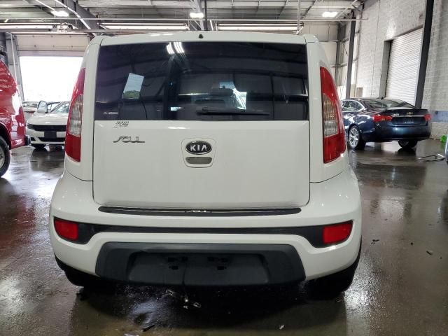 2012 KIA Soul +