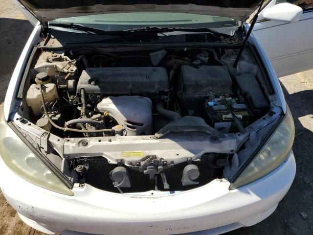 2005 Toyota Camry LE