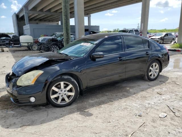 2005 Nissan Maxima SE