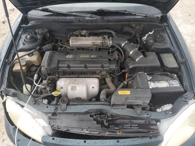 2000 Hyundai Elantra GLS