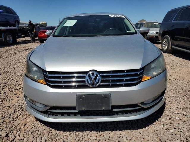 2013 Volkswagen Passat SEL