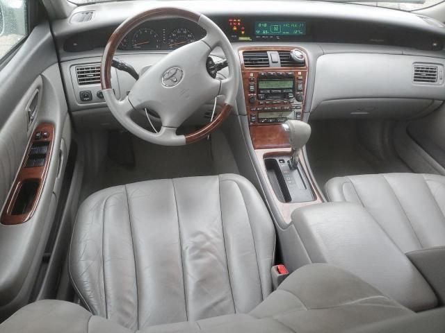 2004 Toyota Avalon XL