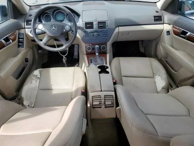 2011 Mercedes-Benz C300