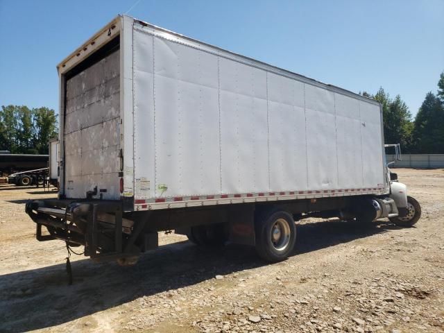 2011 Peterbilt 337