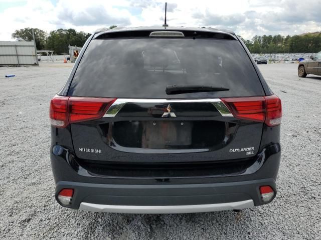 2016 Mitsubishi Outlander SE