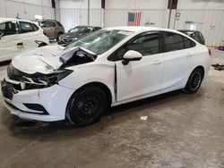 Carros salvage para piezas a la venta en subasta: 2017 Chevrolet Cruze LS