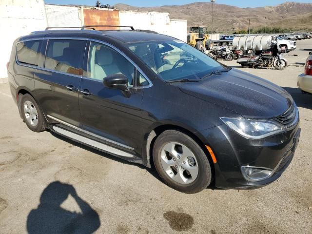 2018 Chrysler Pacifica Hybrid Touring L