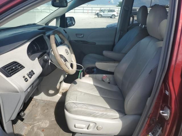 2011 Toyota Sienna XLE