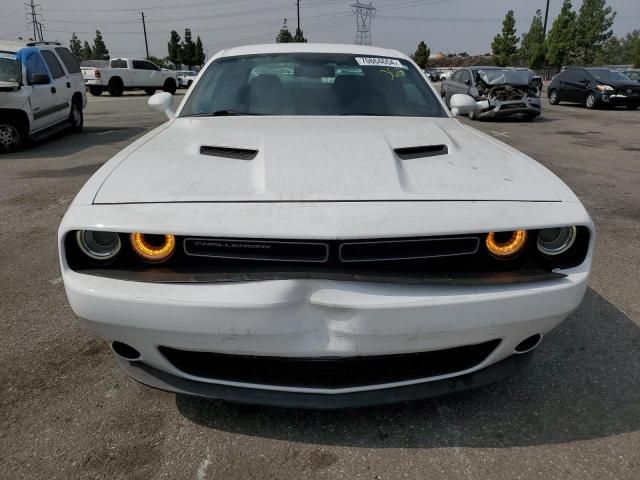 2016 Dodge Challenger SXT