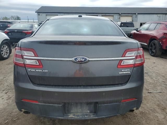 2015 Ford Taurus SEL