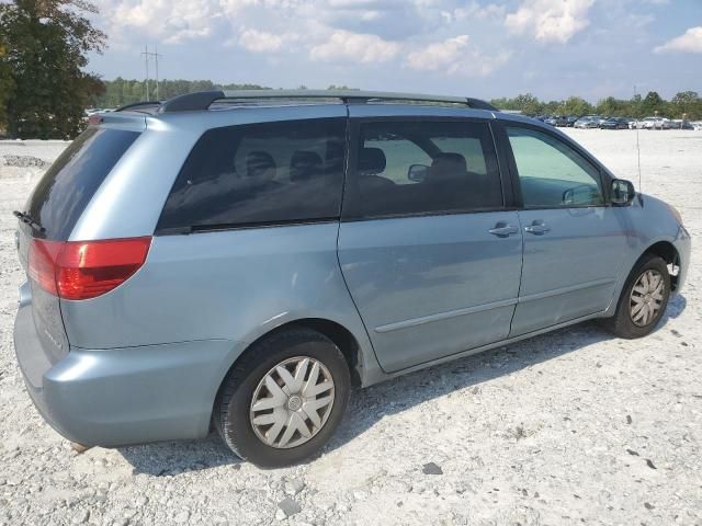 2005 Toyota Sienna CE