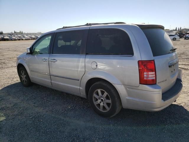 2009 Chrysler Town & Country Touring