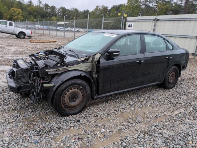 2014 Volkswagen Passat S