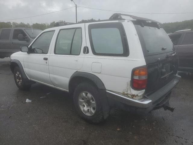 1997 Nissan Pathfinder LE