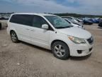 2010 Volkswagen Routan SE