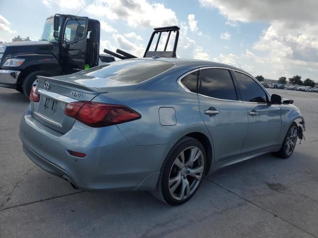 2016 Infiniti Q70 3.7