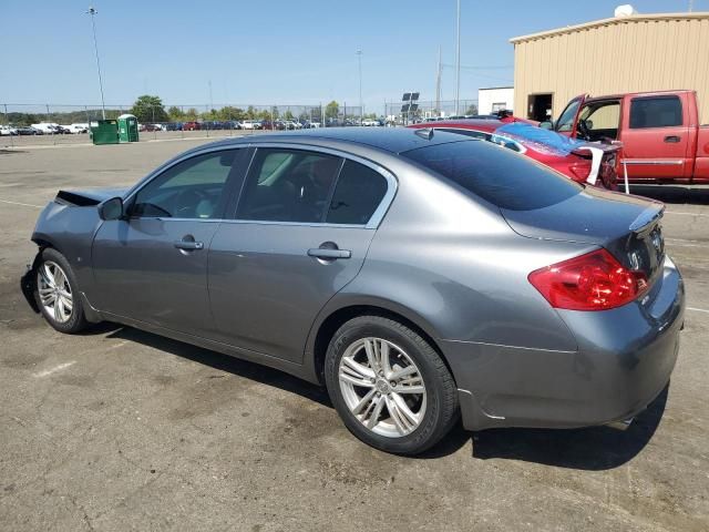 2015 Infiniti Q40