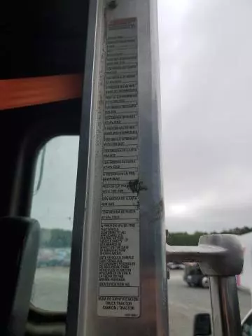 2019 Kenworth Construction T800