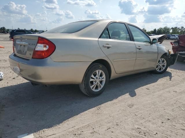 2004 Toyota Camry LE