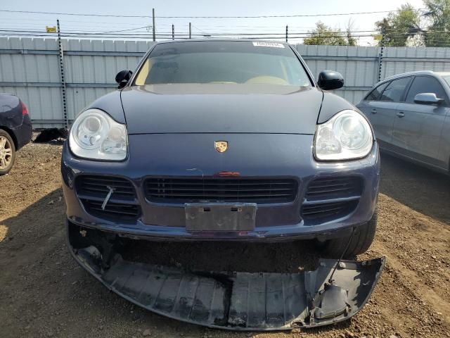 2004 Porsche Cayenne S