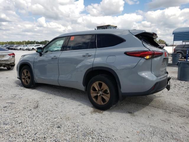 2022 Toyota Highlander Hybrid XLE