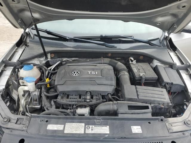 2014 Volkswagen Passat SE