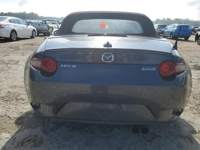 2016 Mazda MX-5 Miata Club