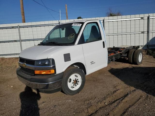 2023 Chevrolet Express G4500