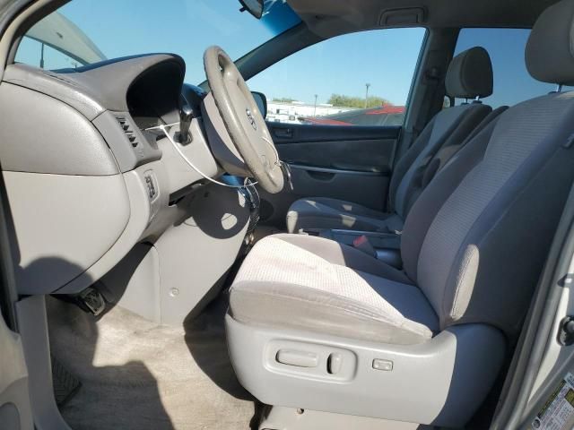 2008 Toyota Sienna CE