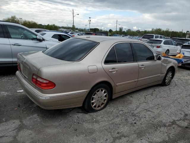 2000 Mercedes-Benz E 320 4matic