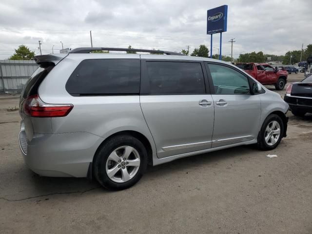 2020 Toyota Sienna LE