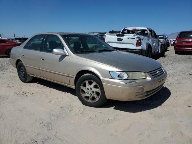 1999 Toyota Camry LE