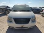 2005 Chrysler Town & Country Touring