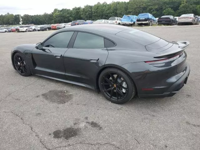 2021 Porsche Taycan Turbo