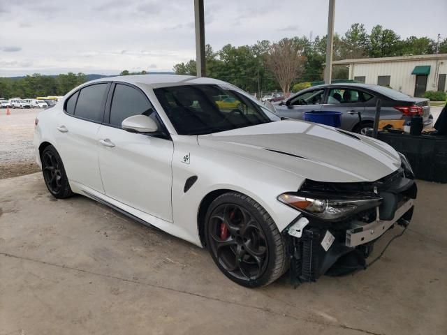 2017 Alfa Romeo Giulia Quadrifoglio