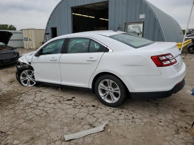 2016 Ford Taurus SE