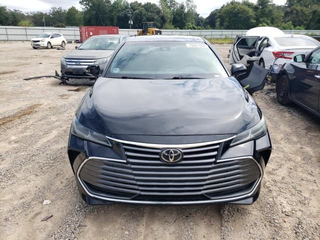 2019 Toyota Avalon XLE