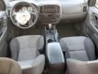 2005 Ford Escape XLS