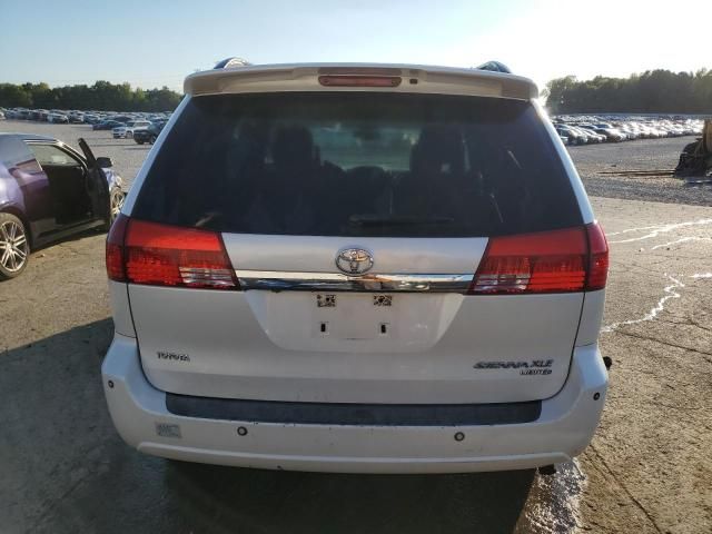 2005 Toyota Sienna XLE