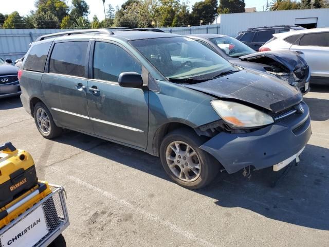 2004 Toyota Sienna XLE