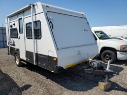 Salvage cars for sale from Copart London, ON: 2005 Wildwood Surveyor