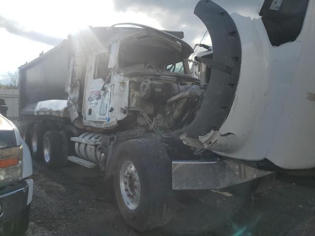 2007 Mack 700 CTP700