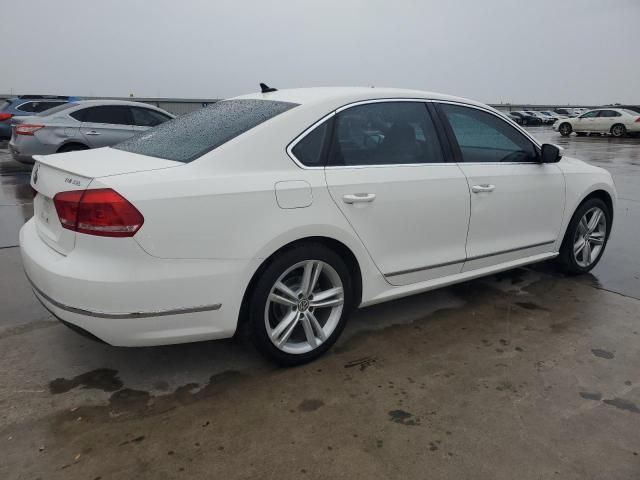 2013 Volkswagen Passat SEL