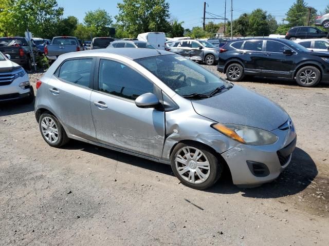 2014 Mazda 2 Sport