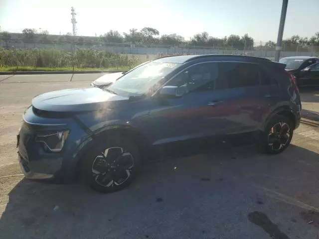 2023 KIA Niro Wind