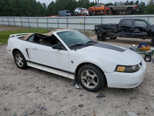 2004 Ford Mustang