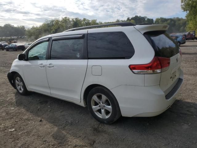 2011 Toyota Sienna LE