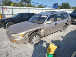 Salvage cars for sale at Walton, KY auction: 1995 Toyota Camry LE